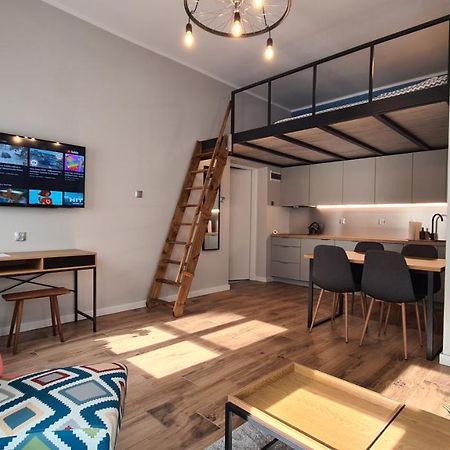 Apartament Parkowy Antresola グニェズノ エクステリア 写真